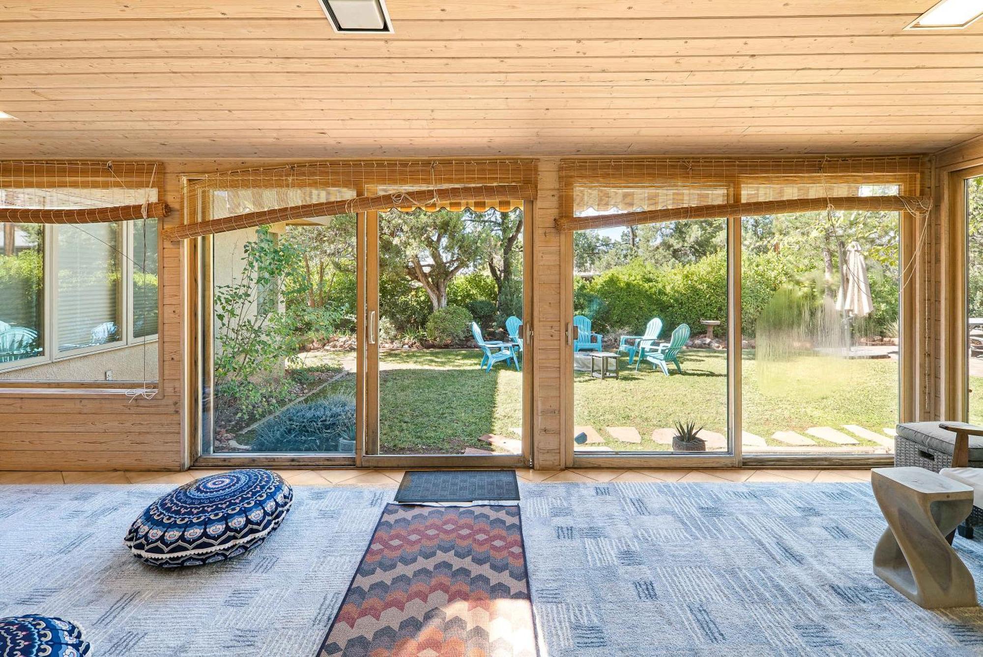 Secluded Mountain Shadows Escape With Yoga Sedona